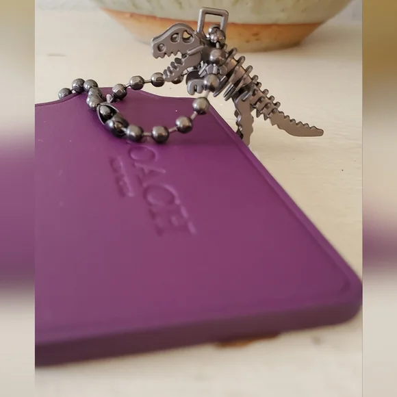 💕Coach Aubergine 3" Replacement Tag with UB Alloy Steel Rexy💕 - Picture 3 of 5